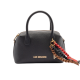 Mala de Mão Logo Lettering Preta - Love Moschino | Mala de Mão Logo Lettering Preta | MissCath