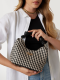 Mini Hobo Mirema Entrançada Preta - Guess | Mini Hobo Mirema Entrançada Preta | MISSCATH