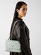 Mala de Ombro/Tiracolo Giully Quilted Verde-claro - Guess | Mala de Ombro/Tiracolo Giully Quilted Verde-claro | MISSCATH