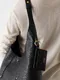Mala de Ombro Hobo Darcy Preta - Guess | Mala de Ombro Hobo Darcy Preta | MISSCATH