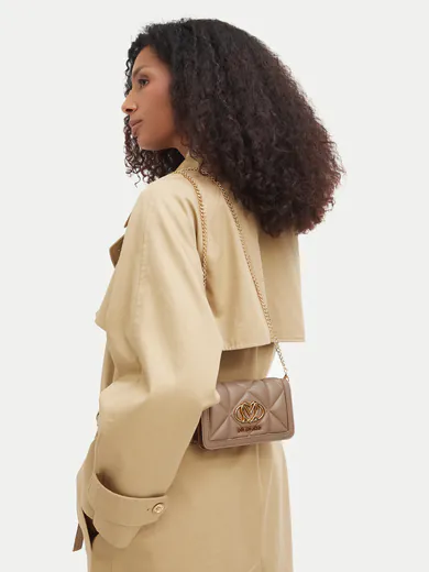 Minimala de Tiracolo Love Moschino Quilted Bege