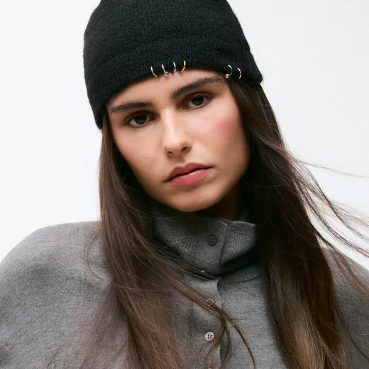 Gorro em malha Earrings Preto